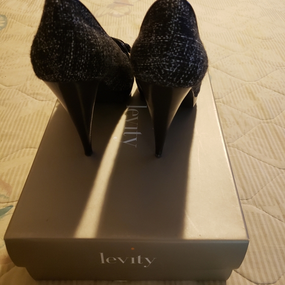 Black Open Toe Pumps Heels - Picture 2 of 4